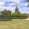 Treasure on Tuscan - Martinborough Holiday Home - Martinborough