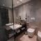 Life Hotel