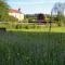Large Luxury Shepherds Hut with Hot Tub nr Bath