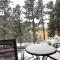 Private Hot Tub Overlooking Pikes Peak