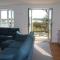 Coot Cottage - holiday house with fantastic lake views