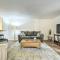 Walk to Dtwn and Breweries Townhome in Cary!