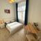 White Apartments - Free parking