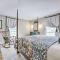 Charming Farmhouse with Pool and Fishing Pond!
