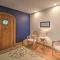 2 Mi to Central Ave Quaint Hot Springs Home! - 温泉城