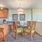 Cute Beachfront Condo with Lanai and Resort Pools