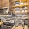 Riverfront Sheboygan Townhome with Grill! - شيبويغان