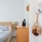 LLAFRANC 100 - calle Coral-