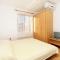 Apartments by the sea Vinisce, Trogir - 5982