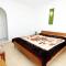 Apartment Drasnice 6051b