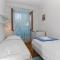 Apartments by the sea Postira, Brac - 6053