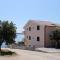 Seaside apartments with a swimming pool Posedarje, Novigrad - 6162 - Posedarje