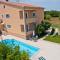 Family friendly apartments with a swimming pool Vinkuran, Pula - 7444 - Vinkuran