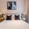 South Residence FIVE Palm - Luxurious Three Bedroom