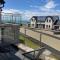 Galwad y Mor - Balcony, Sea View, Short walk to beach & several eateries - Haverfordwest