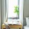 Sunny 2BR Flat - Top Location - Amazing Balcony - 布加勒斯特