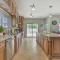 Private Pool & Hot Tub: Family Home in Gilbert