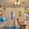 Rustic Las Cruces Escape - 2 Mi to NMSU! - لاس كروسيس
