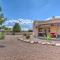 Rustic Las Cruces Escape - 2 Mi to NMSU! - لاس كروسيس