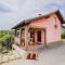 Holiday Home Vesna with Sauna