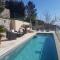 Luxurious, Quiet, and Peaceful, 3 floor villa, 5km from Monaco