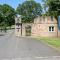 Plum Tree Lodge Set in 2 acres of Private Land