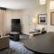 Candlewood Suites Charleston-Northwoods by IHG