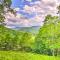 Slaty Fork Escape with Mountain View and Hot Tub! - Slaty Fork