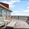 Stunning Beachfront 3 Bedroom Home, CoralMoonBeach