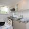 Apartments with a swimming pool Lovran, Opatija - 7707 - 洛夫兰