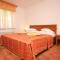 Apartments with a parking space Cres - 7985