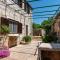 Apartments with a parking space Zrnovo, Korcula - 9239 - Корчула