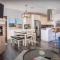 THREE TREE VILLA w/ EV Charging - Yucca Valley
