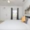 Hollywood private apartments