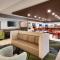 Holiday Inn Express & Suites Mitchell by IHG
