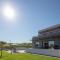 Sunnyside Villas, Just Steps to the Beach & Restaurants, By ThinkVilla