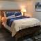 Lakeview Gardens B&B