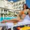 HOTEL TRIONFAL - Fronte Mare - Vicinissimi al Centro
