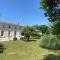 Les Abelins Farmhouse private pool, covered barn - Le Mung