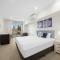 Macquarie Waters Boutique Apartment Hotel - Порт-Маккуори
