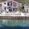 Apartments by the sea Zuronja, Peljesac - 10123 - Brijesta