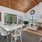 The Family Bach - Cable Bay Holiday Home