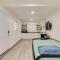 Large 5 bedroom charmer wIth pool - 洛杉矶