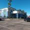 Days Inn & Suites by Wyndham Tucson/Marana - Tucson