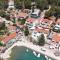 Apartments by the sea Basina, Hvar - 11923 - Vrbanj