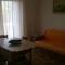 Studio Orebic 12850b