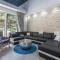 Luxury villa with a swimming pool Split - 13408