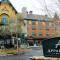 Mountain Creek Resort at Appalachian Hotel - Pool & Hot Tub