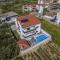Luxury villa with a swimming pool Stobrec, Split - 14700