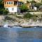 Apartments by the sea Cove Donja Kruscica - Donja Krusica, Solta - 14709